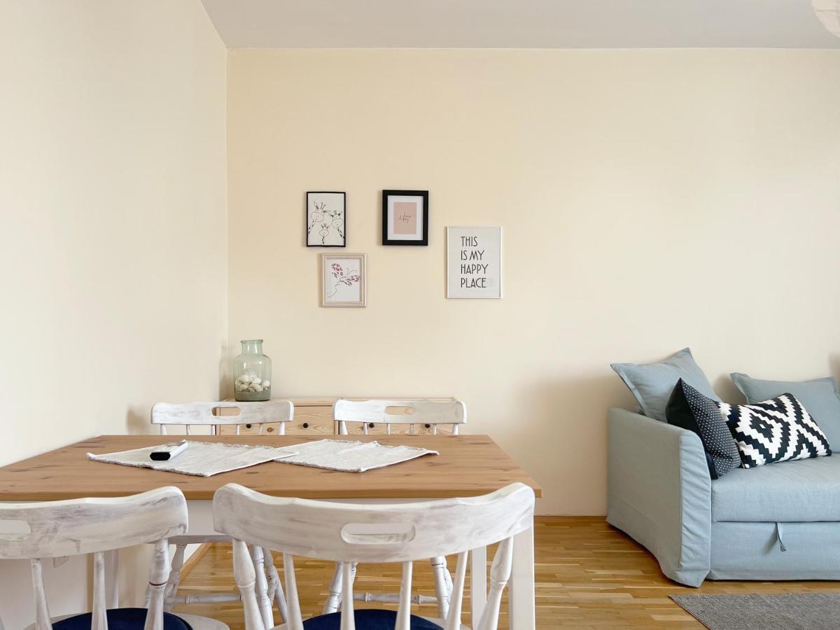 Lovely Apartment With Balcony In Pomorie Old Town By Flat Mаnаger Eksteriør billede
