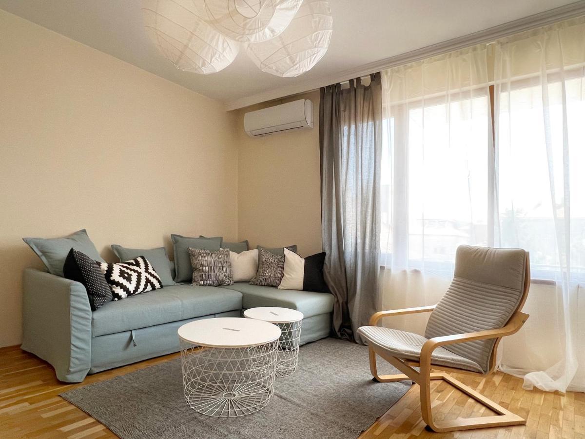 Lovely Apartment With Balcony In Pomorie Old Town By Flat Mаnаger Eksteriør billede