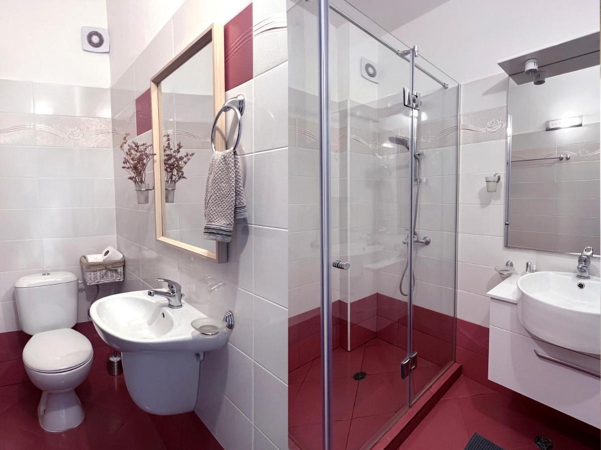 Lovely Apartment With Balcony In Pomorie Old Town By Flat Mаnаger Eksteriør billede