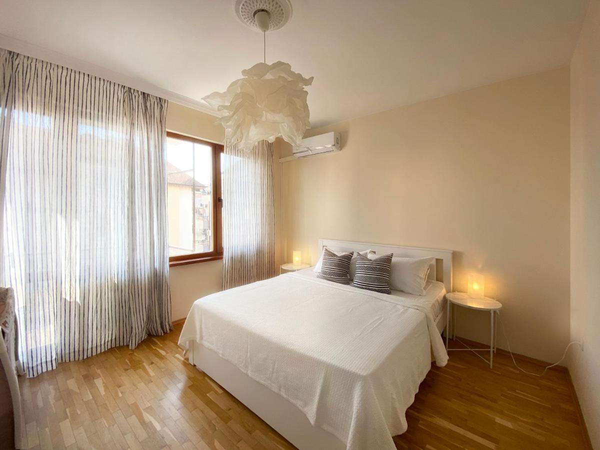 Lovely Apartment With Balcony In Pomorie Old Town By Flat Mаnаger Eksteriør billede